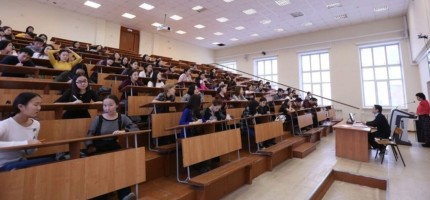 Қазақстанда колледждерге түсуге қанша үміткерден өтініш қабылданады