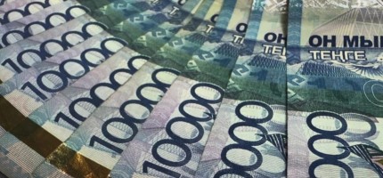 «Үздік педагог»: жеңімпазға 3,4 млн теңге беріледі