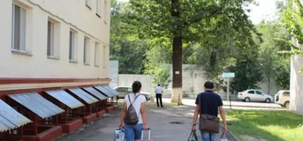 Жатақханадан орын жетпеген студенттер қайда тұрады?