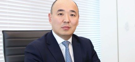 Қанат Шарлапаев Өнеркәсіп және құрылыс министрі лауазымына тағайындалды