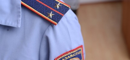 Астанада мас әйел полицейге шабуыл жасаған