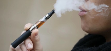 Вейпке толық тыйым салынды – Мәжіліс заңды мақұлдады