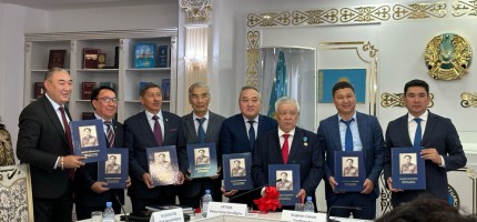 «Рахымжан Қошқарбаев: Рейхстагқа тігілген ту» жинағының тұсаукесері өтті