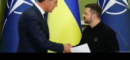 Соғыс пен дипломатия: Украина жерін НАТО мүшелігіне айырбастауы мүмкін бе?