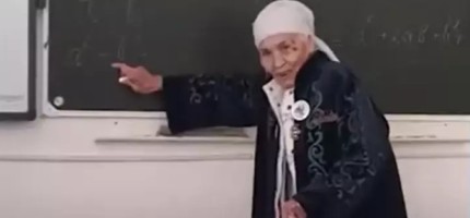 Немерелерін ҰБТ-ға дайындап, грантқа түсірген 93 жастағы әже ұзақ өмір сүрудің құпиясын айтты