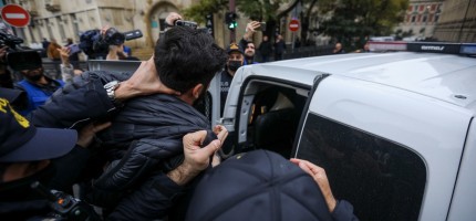 Жеті бірдей журналист 9 жылға дейін бас бостандығынан айырылды