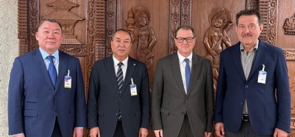 QazMed Орталық Азия елдерінің денсаулық сақтау қызметкерлері кәсіподақтары кеңесінің көшпелі отырысына қатысты