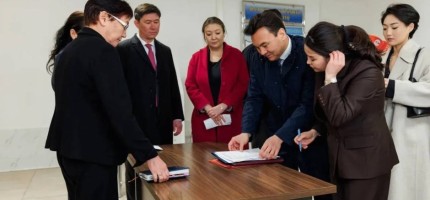 «Әділет» партиясы өзекті сұрақтарға жауап берді