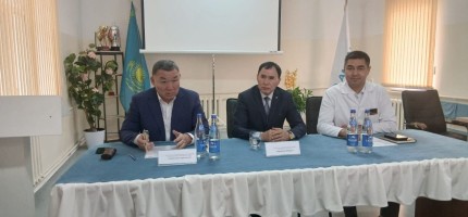 Бәйдібек ауданында медицина қызметкерлерімен кездесу өтті