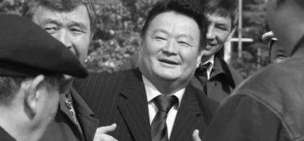 «Атам өлген соң бәрі теріс айналды»: Заманбек Нұрқаділовтың немересі тың дерекпен бөлісті
