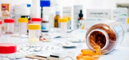 Абай облысында сот сирек дертке шалдыққан қыз баланы өмірлік маңызды дәрімен қамтамасыз етуге көмектесті