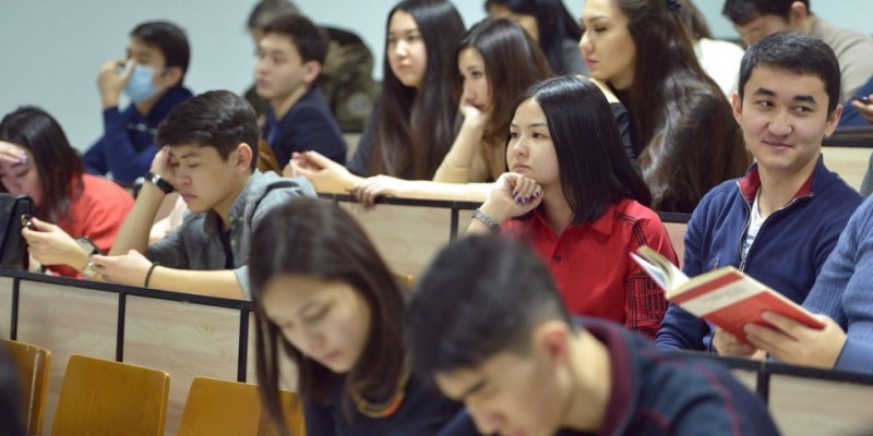 Тоқаев Ғылым және жоғары білім министрлігін сынға алды