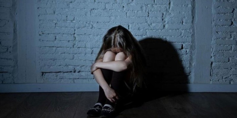 Төрт адам жабылып 13 жасар қызды зорлаған