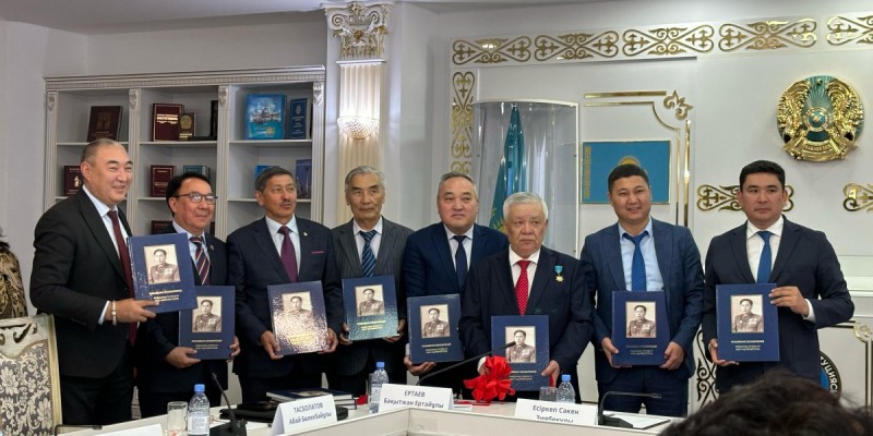 Ресейдегі әйелдер түрмесінде секс Ыстық жетілген порно