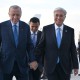 Президент Түркияға ресми сапармен барды, Ердоған өзі күтіп алды