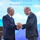 Тоқаев Түркиядағы ең жоғары мемлекеттік наградамен марапатталды