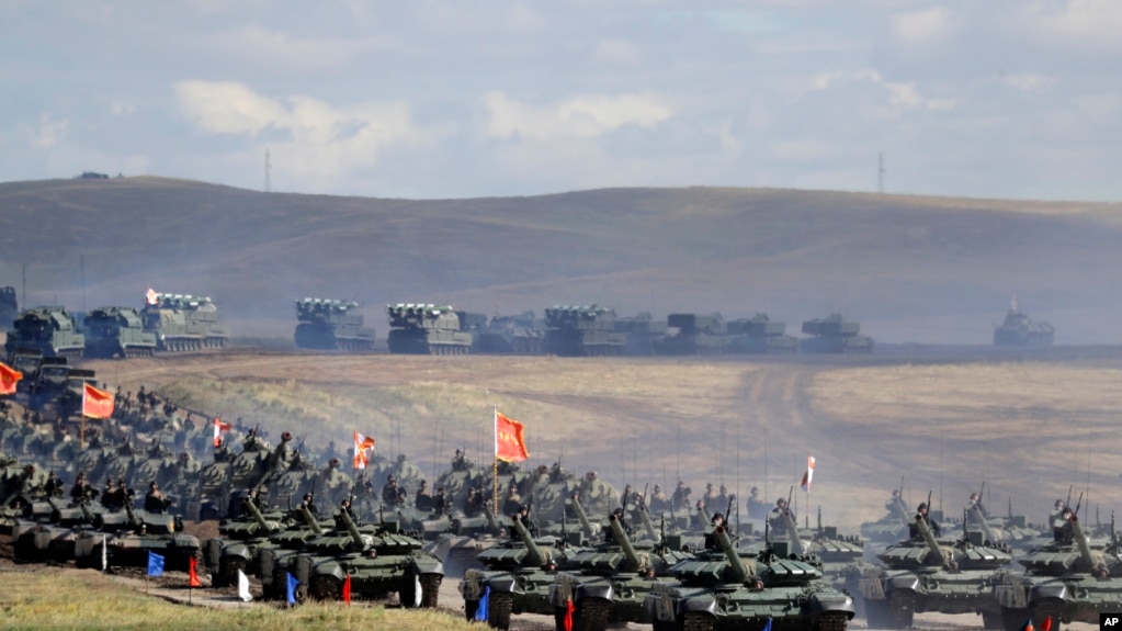 Ресей Қытаймен біріккен әскери оқу-жаттығуын бастады