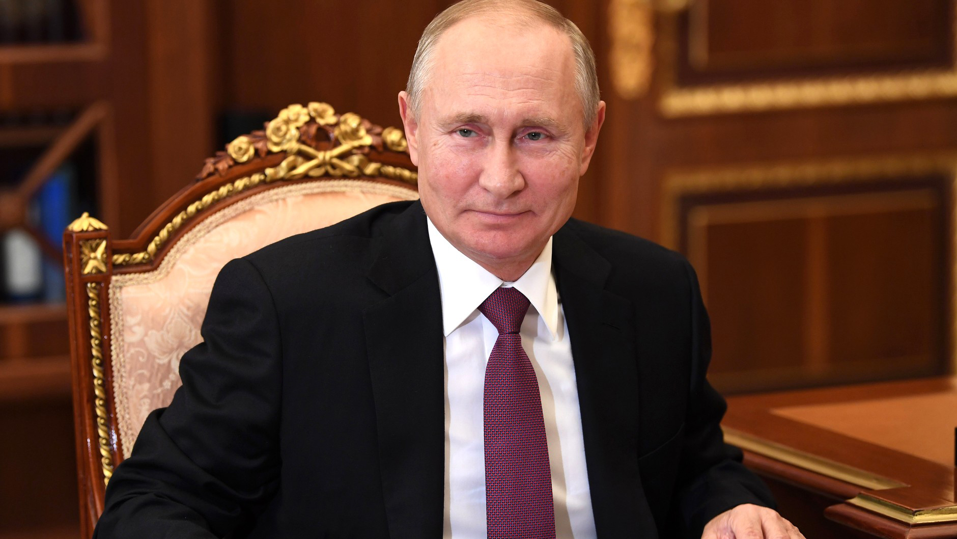 Харьковтағы жеңіліс: Кремль Путиннен кінәні алып тастауға тырысып жатыр