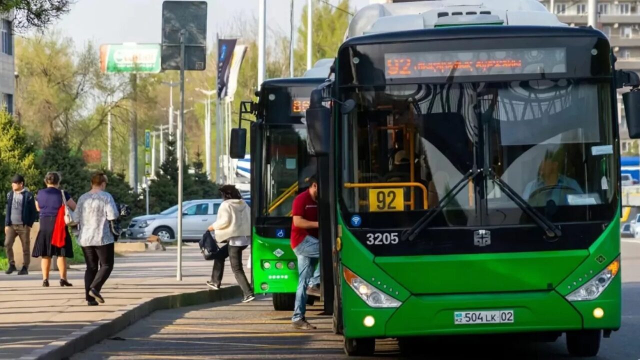 Алматыда автобуста жүру ақысы 200 теңгеге дейін көтерілуі мүмкін