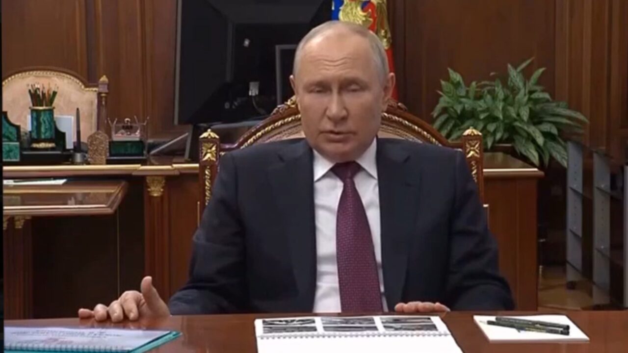 Путин Пригожиннің туыстарына көңіл айтты
