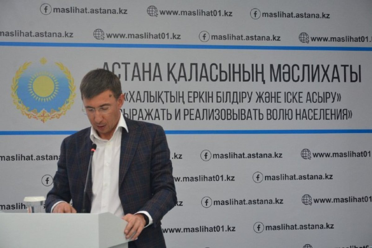 Параны саяжай түрінде алған: Астана басқарма басшысы қамалды