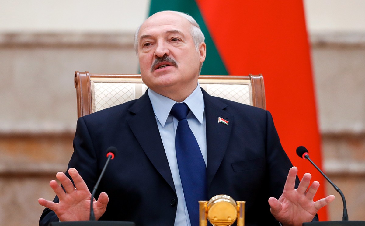 Лукашенко: Бейбітшілікті қаласаң – соғысқа дайындал